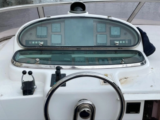 Elegance Yacht 82 de segunda mano en venta
