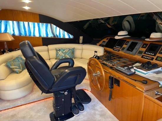 Elegance Yacht 82 de segunda mano en venta