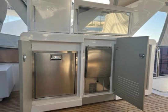 Azimut 72 usado à venda