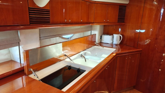 Sunseeker Predator 56 usata in vendita