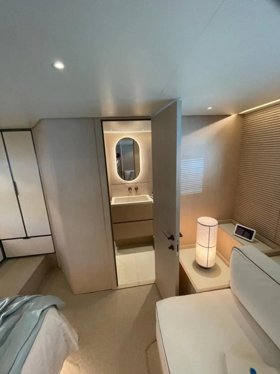 Azimut Seadeck 6 usata in vendita