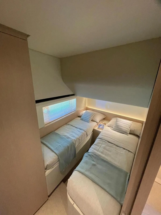 Azimut Seadeck 6 usata in vendita