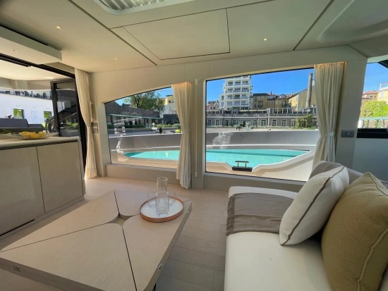 Azimut Seadeck 6 usata in vendita