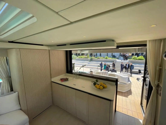 Azimut Seadeck 6 usata in vendita