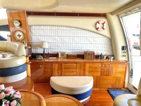 Azimut 55 usado à venda