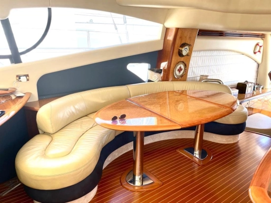 Azimut 55 usado à venda