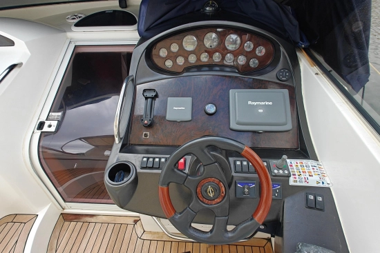 Sunseeker Portofino 35 usata in vendita