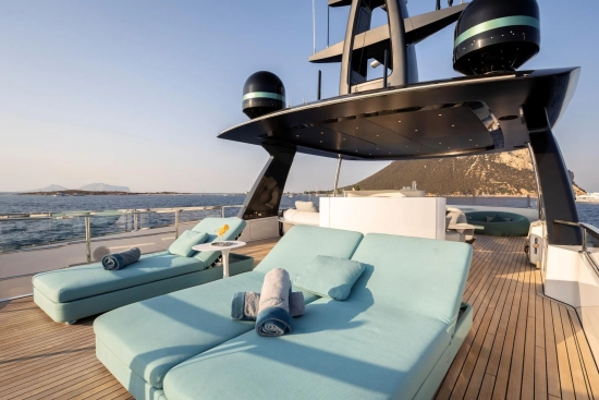 Azimut Grande Trideck usado à venda