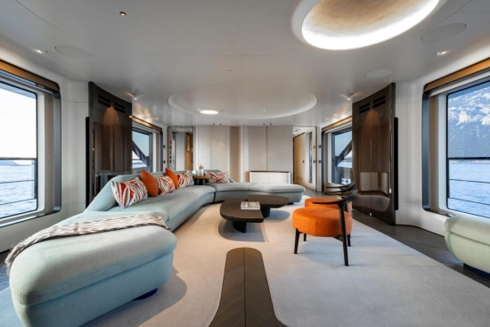 Azimut Grande Trideck usado à venda
