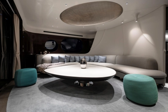 Azimut Grande Trideck usado à venda