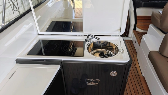 Princess V48 Open usado à venda
