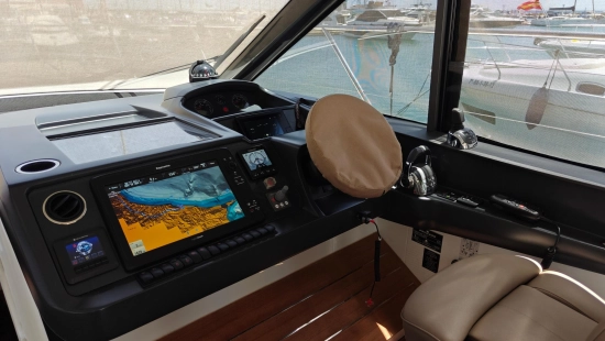 Princess V48 Open usado à venda