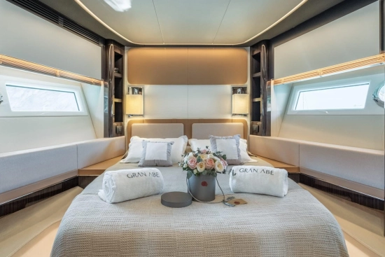Azimut 77S usado à venda