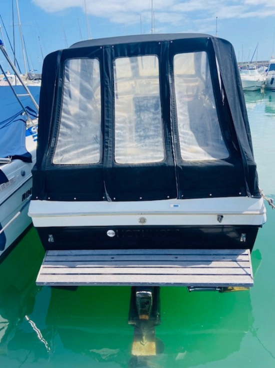 Sun Runner 230 SB de segunda mano en venta