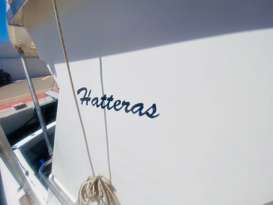 Hatteras Yachts 55 Convertible usado à venda