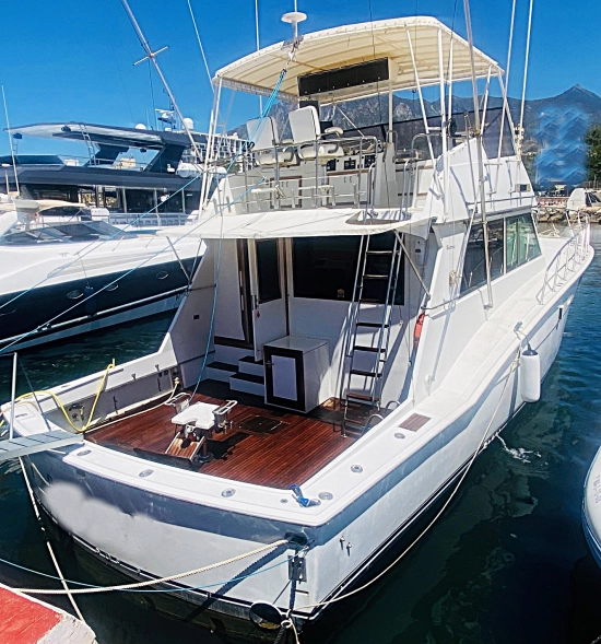 Hatteras Yachts 55 Convertible usado à venda