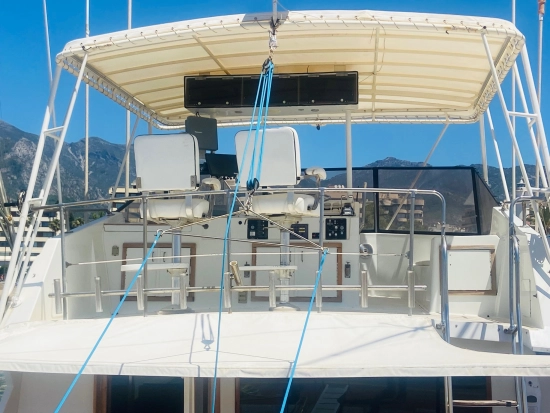 Hatteras Yachts 55 Convertible usado à venda