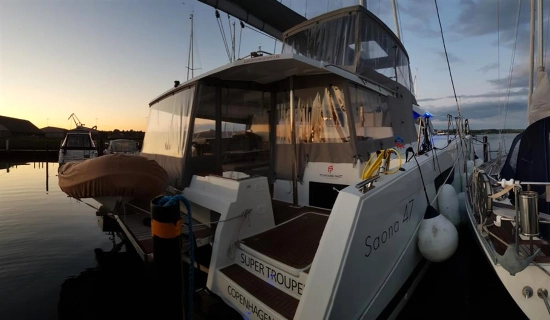 Fountaine Pajot Saona 47 (maestro) usado à venda