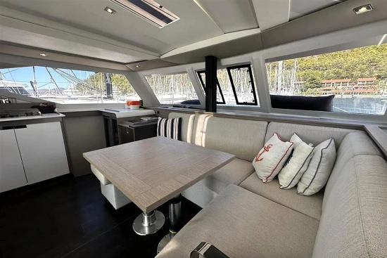 Fountaine Pajot Isla 40 usado à venda
