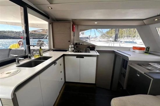 Fountaine Pajot Isla 40 usado à venda