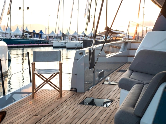 Fountaine Pajot Thira 80 nuova in vendita