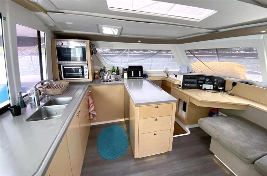 Fountaine Pajot Helia 44 usata in vendita