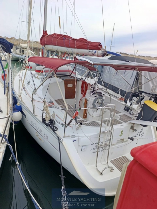Beneteau Oceanis Clipper 331 usata in vendita