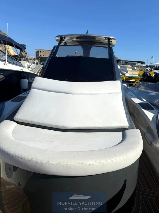 Lomac Gt 12 usata in vendita