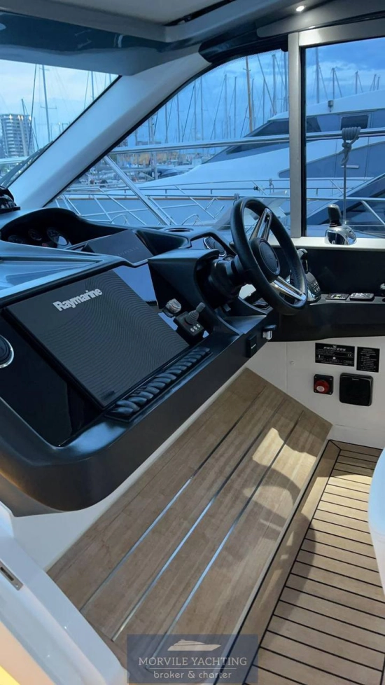 Princess V50 usata in vendita