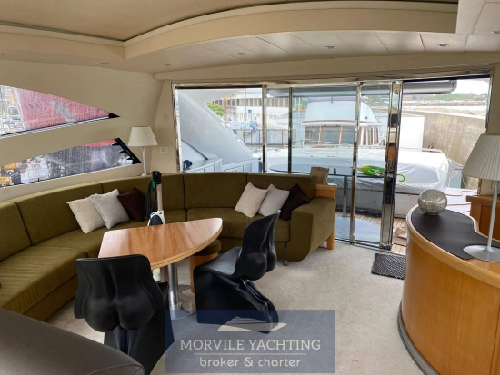 Pershing 76 usado à venda
