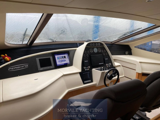 Pershing 76 usado à venda