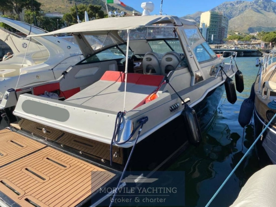 Sea Ray 30 Sun Dancer usado à venda