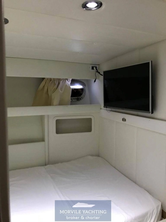 Magnum Marine 53 usata in vendita