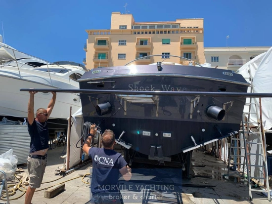 Magnum Marine 53 usata in vendita