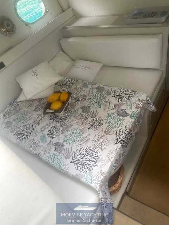 Cantieri Baia 40 Open usado à venda