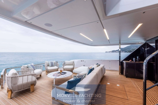 Ferretti Infiynito 90 usado à venda