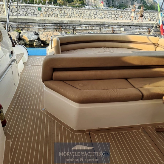 Sunseeker Predator 68 usata in vendita