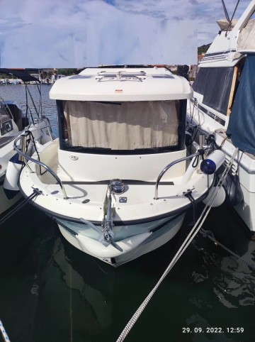 Quicksilver Pilothouse 605 de segunda mano en venta