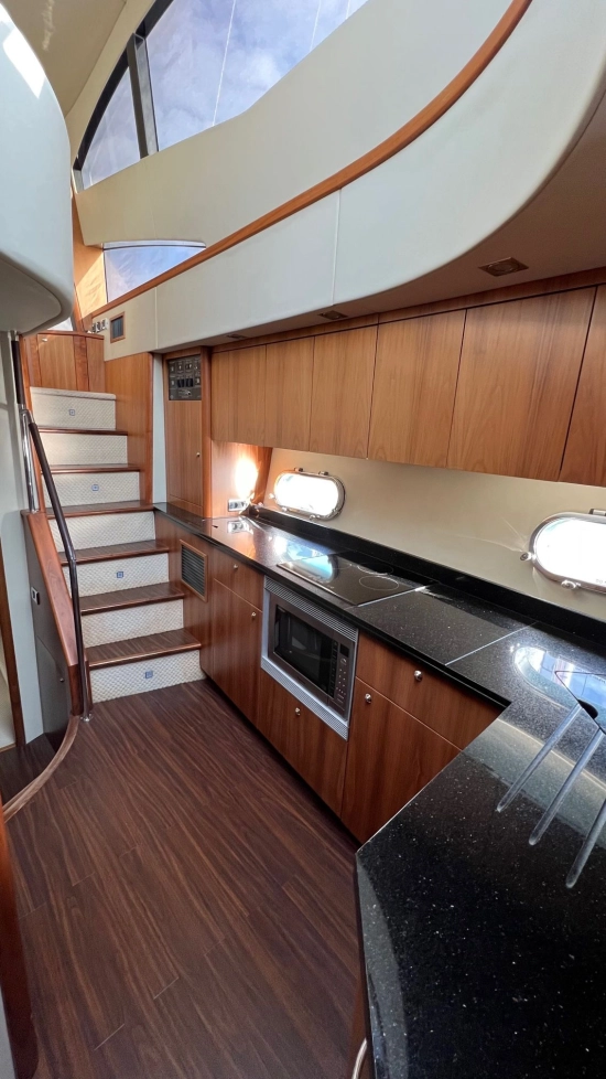 Sunseeker Manhattan 60 usado à venda