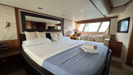 Sunseeker Manhattan 60 usado à venda