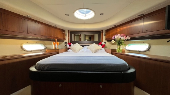 Sunseeker Manhattan 60 usado à venda