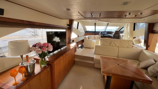 Sunseeker Manhattan 60 usado à venda