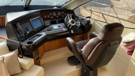 Sunseeker Manhattan 60 usado à venda