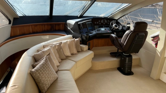 Sunseeker Manhattan 60 usado à venda