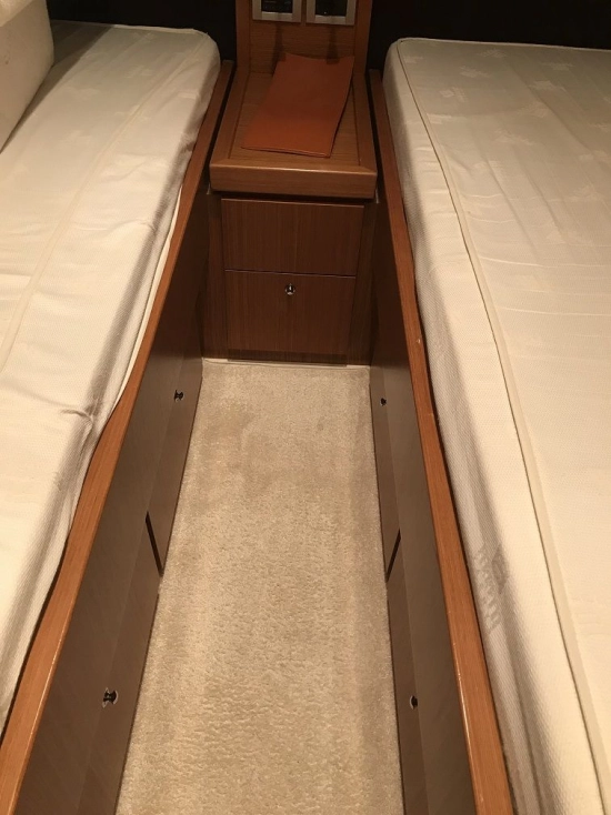 Ferretti 592 de segunda mano en venta