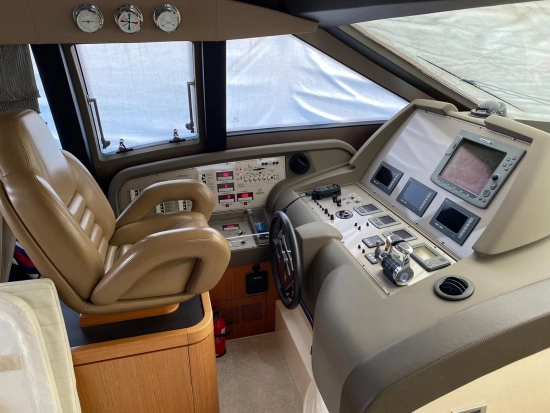 Ferretti 592 de segunda mano en venta