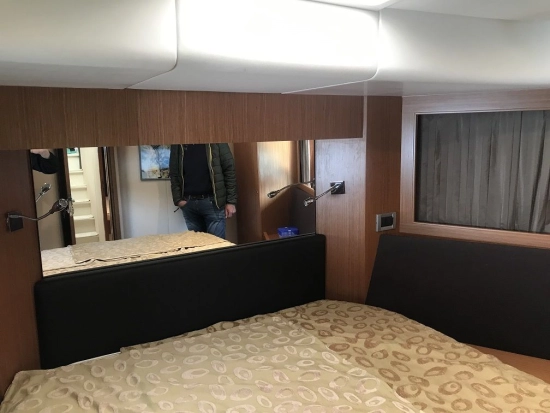 Ferretti 592 de segunda mano en venta