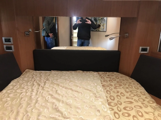 Ferretti 592 de segunda mano en venta