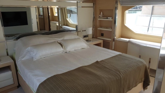 Benetti Delfino 93 de segunda mano en venta