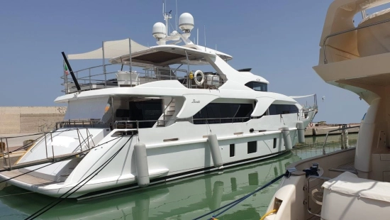 Benetti Delfino 93 de segunda mano en venta